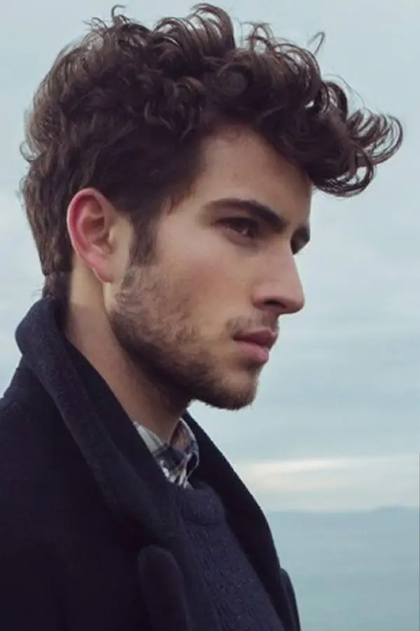 34+ Best Haircuts for Men with Curly Hair
